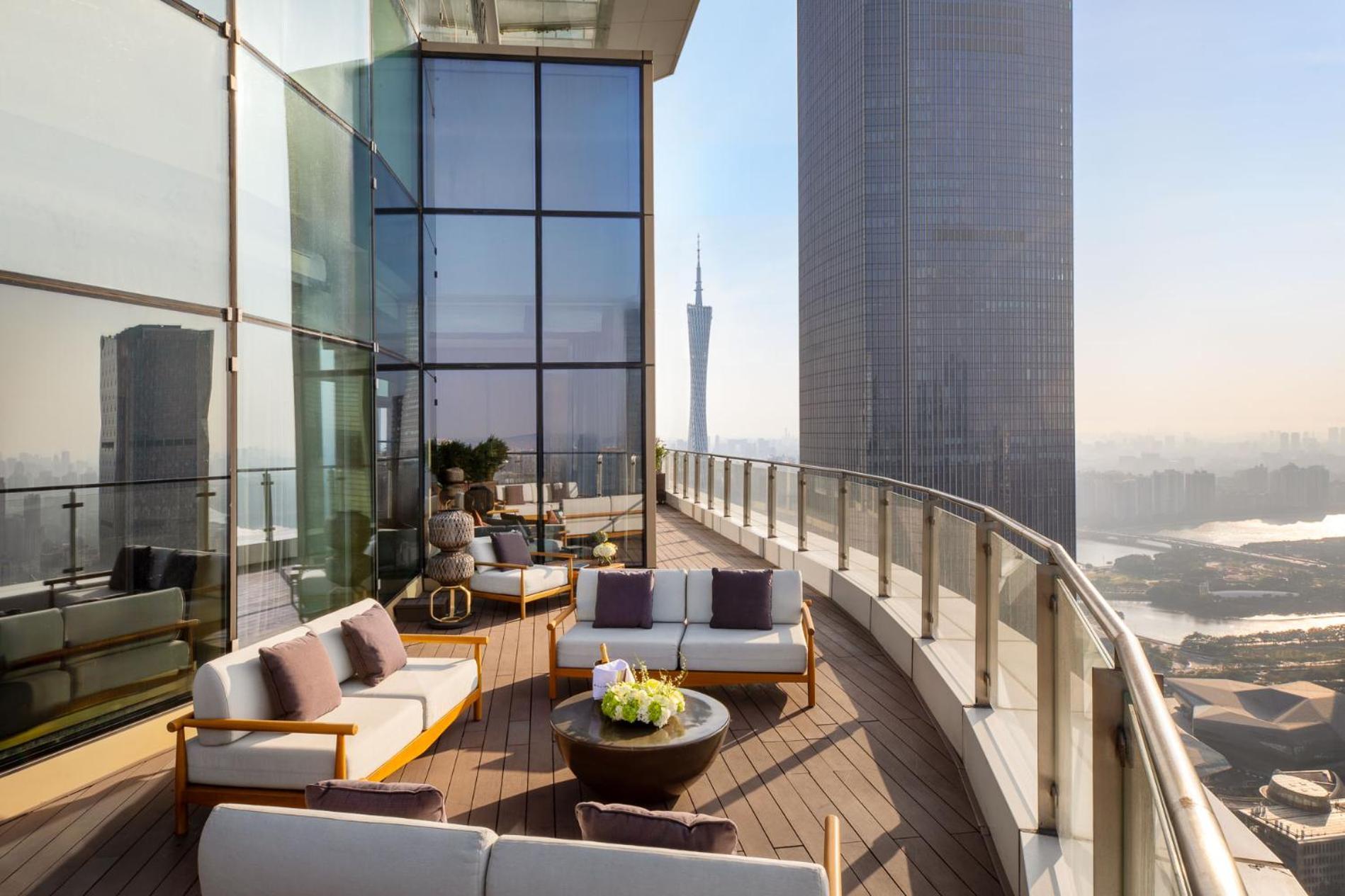 Jumeirah Guangzhou-Complimentary Shuttle Bus To Canton Fair Complex Exterior foto