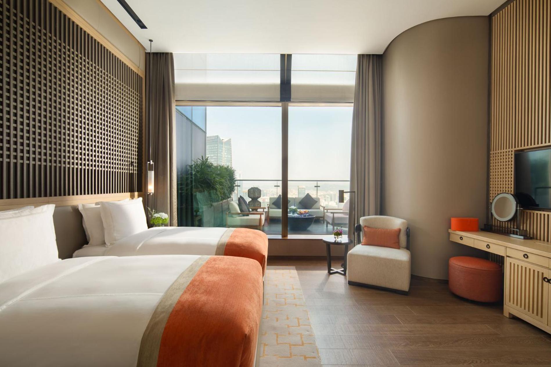Jumeirah Guangzhou-Complimentary Shuttle Bus To Canton Fair Complex Exterior foto