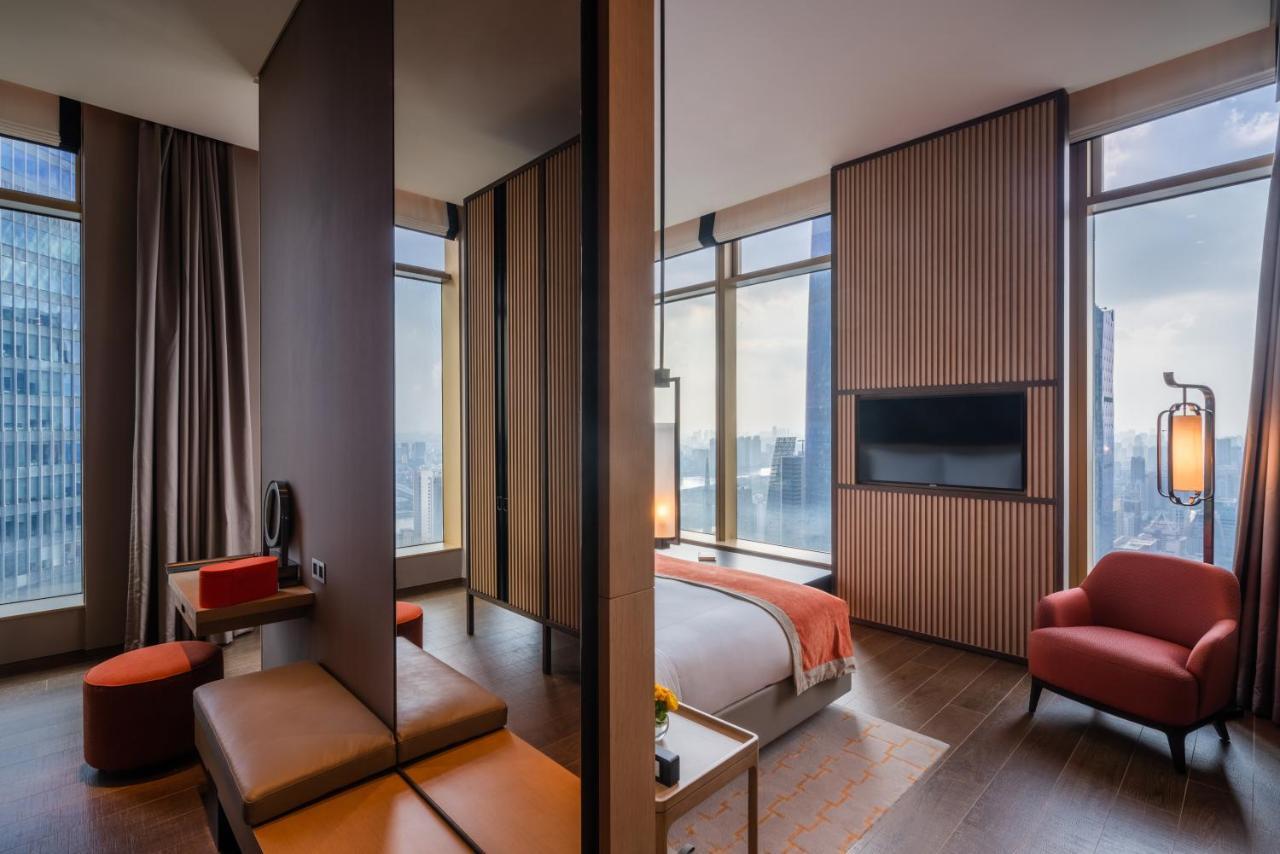 Jumeirah Guangzhou-Complimentary Shuttle Bus To Canton Fair Complex Exterior foto